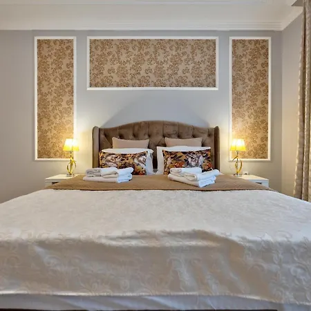 Adonis Wellnes & Spa *