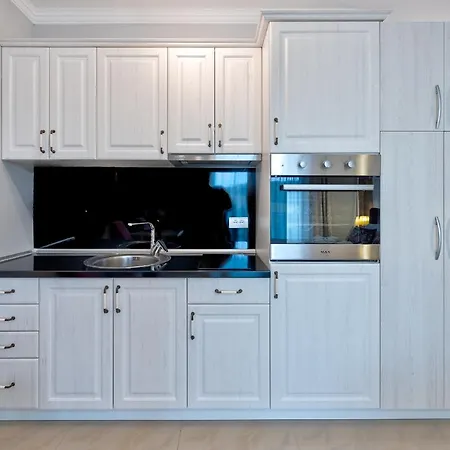 Adonis Wellnes & Spa *