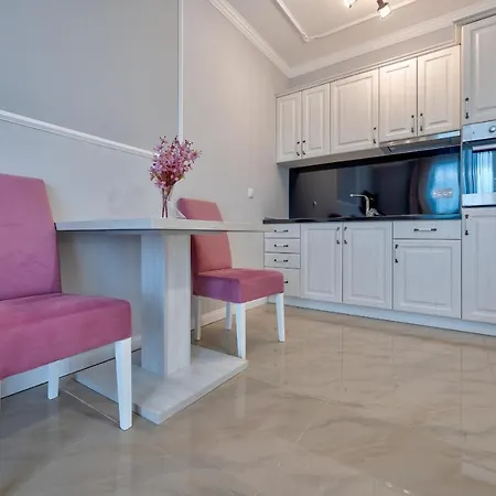 Adonis Wellnes & Spa Apartament