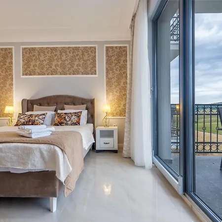 Adonis Wellnes & Spa Apartament *